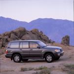 Lexus LX470 1998 года